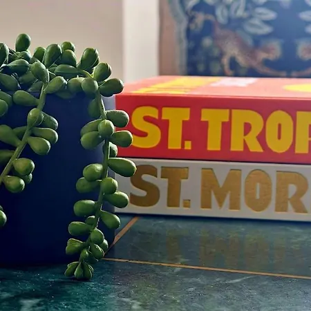 The Stray Adjacent, Interior-designed 2-bed Apartment- Luxury Appartement Harrogate