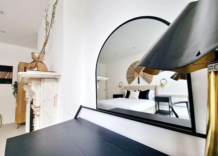 Apartamento The Stray Adjacent, Interior-designed 2-bed Apartment- Luxury Harrogate