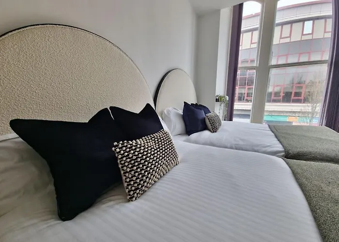 Apartamento The Stray Adjacent, Interior-designed 2-bed Apartment- Luxury *