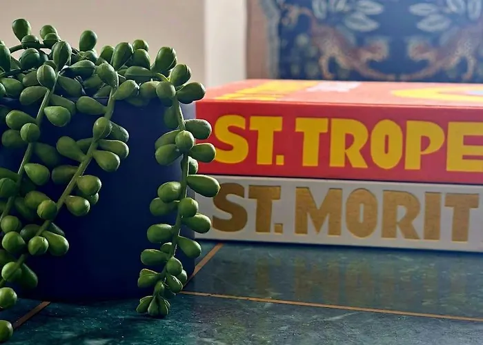 The Stray Adjacent, Interior-designed 2-bed Apartment- Luxury Apartamento Harrogate